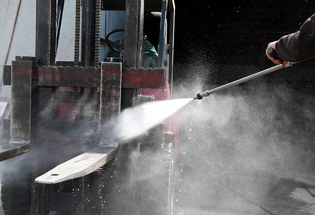 Best Gas Station Cleaning  in North Zanesville, OH
